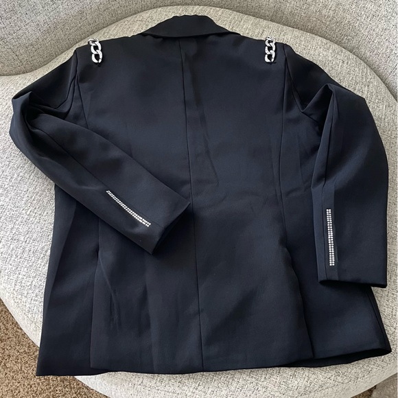 Chain Detail Black Oversized Blazer - Picture 6 of 6